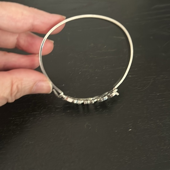 Silver & rhinestone Guess  bangle bracelet - Picture 3 of 4